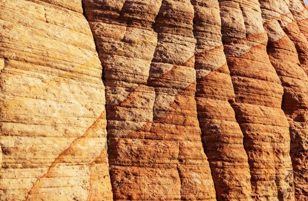 Quels sont les modes de formation en langue des signes française ?